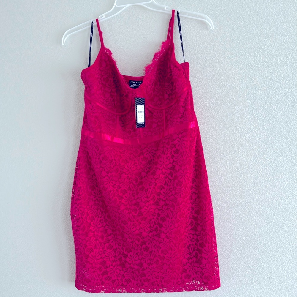 City Chic 14 14W XS sexy bright pink lace bodice form fitting